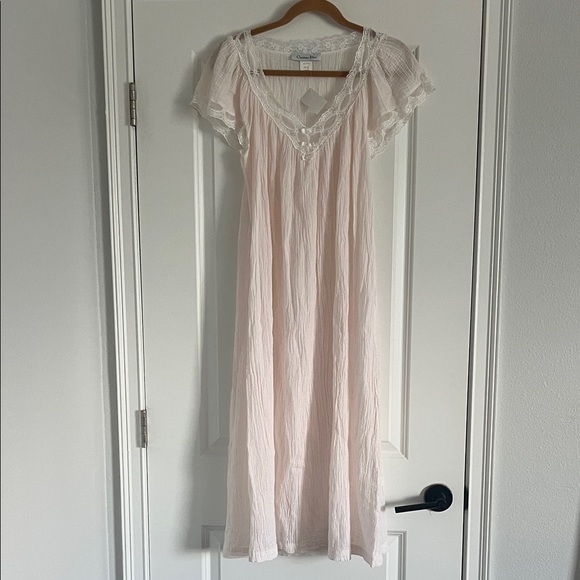 Dior pink Cotton nightgown/ dress with white Lace Detail one size large - Picture 1 of 4